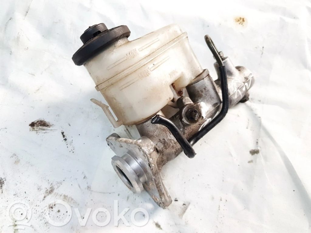 Toyota Corolla E110 Pääjarrusylinteri 