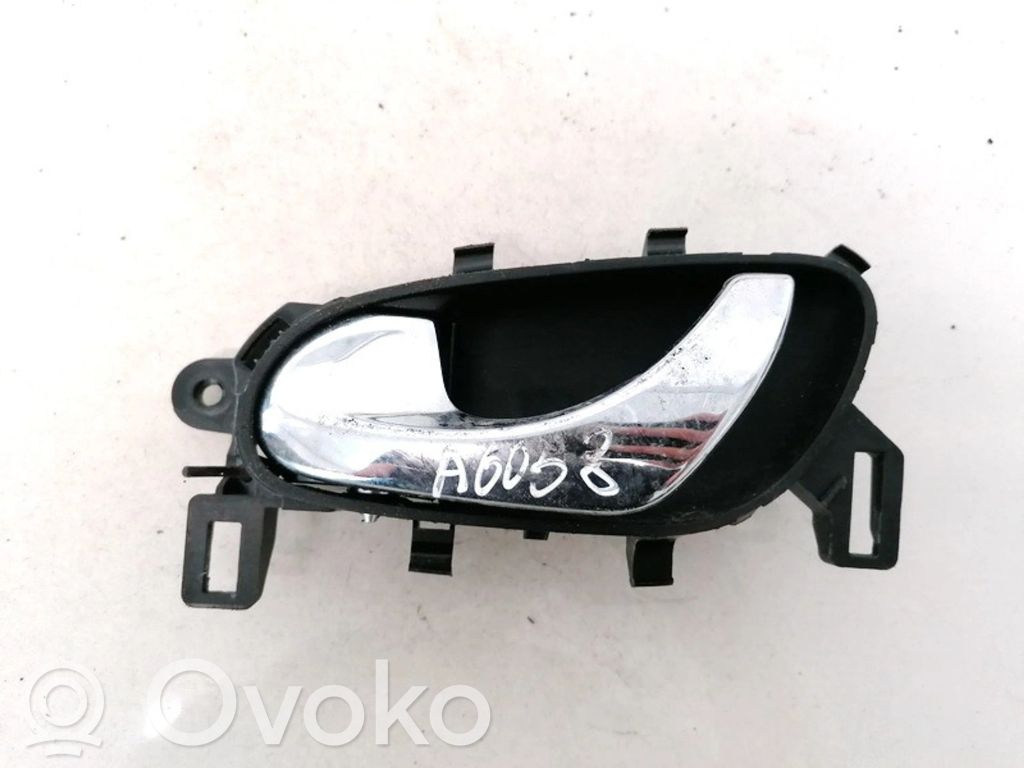 Manecilla interna puerta delantera   806714EA0A,806714EA0A,806714EA0A,806714EA0A