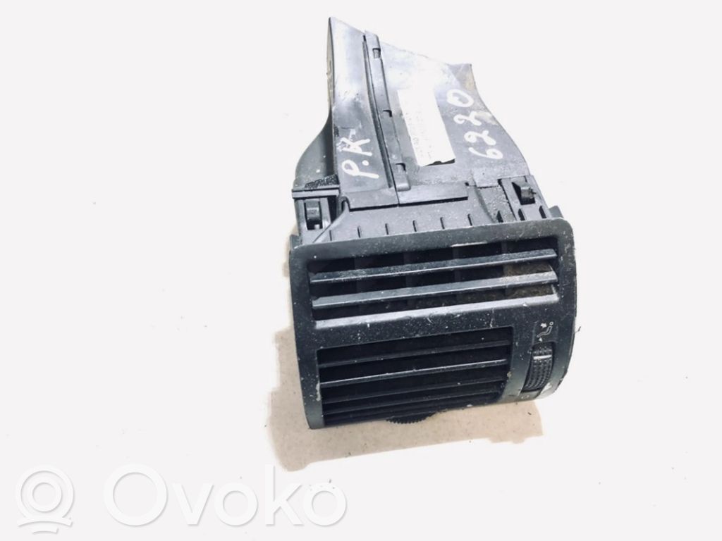 Volkswagen Sharan Rejilla de ventilación central del panel 