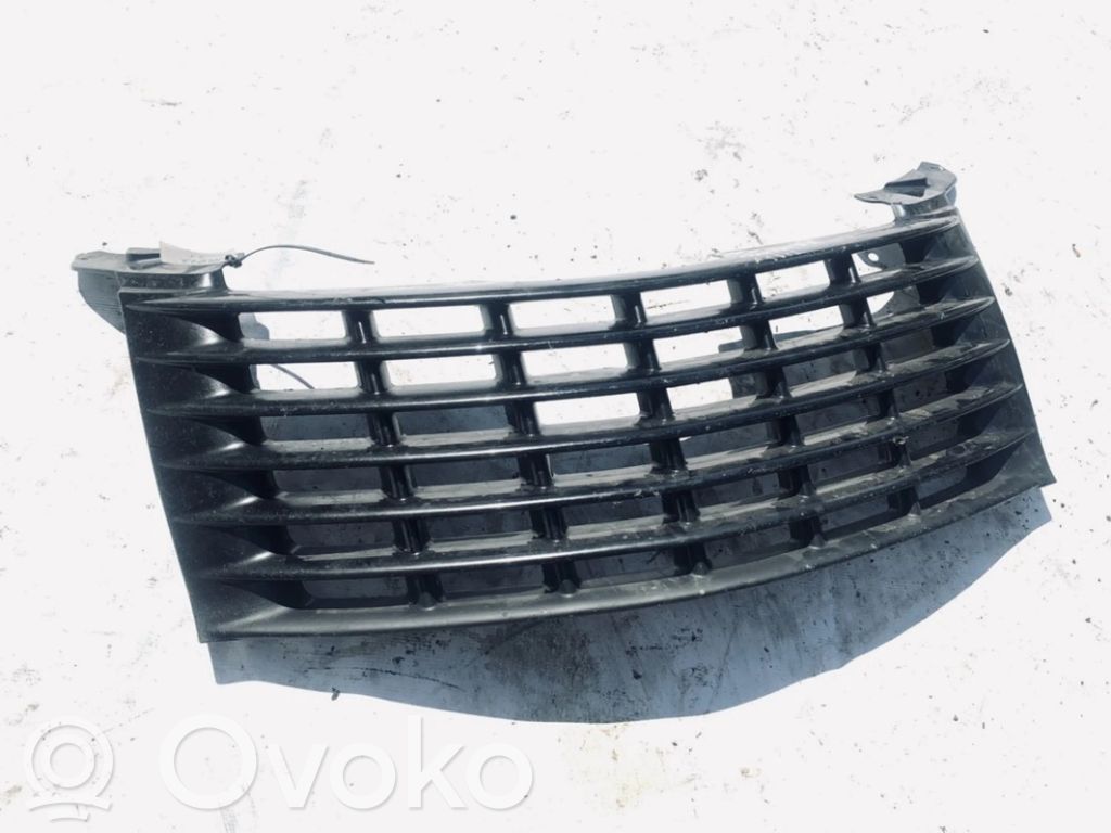 Chrysler PT Cruiser Front grill 