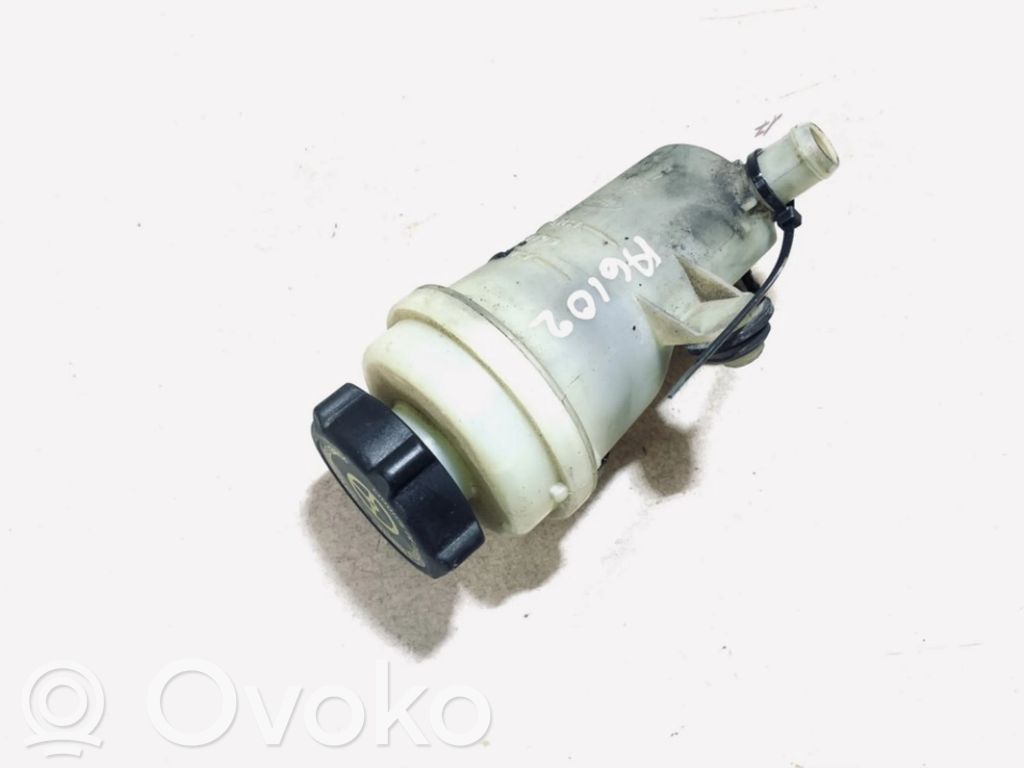 Ford Focus Serbatoio/vaschetta del liquido del servosterzo