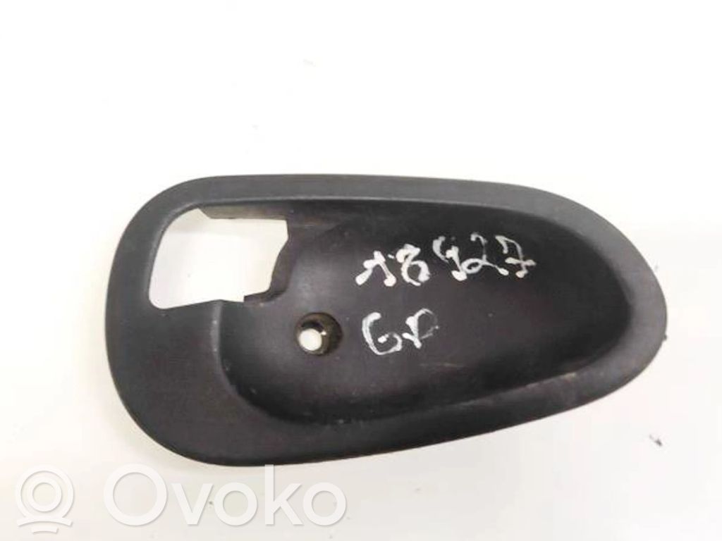 Mitsubishi Space Star Otros repuestos del interior 