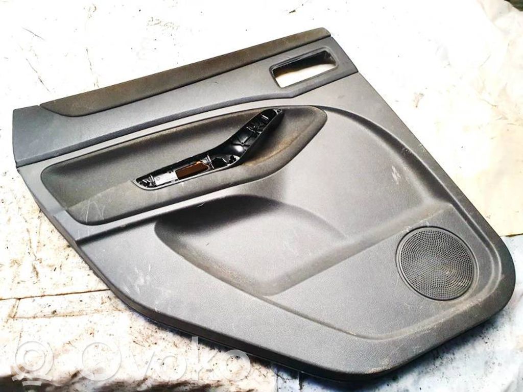 Ford Kuga I Takaoven verhoilu