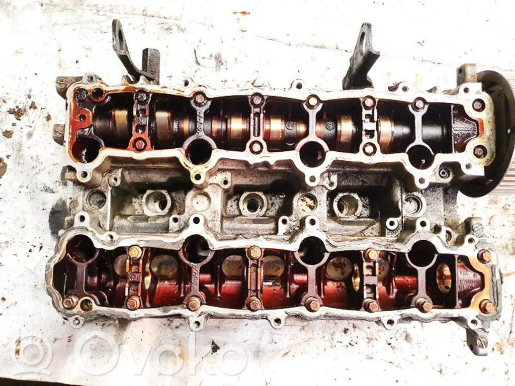 Citroen C5 Engine head 