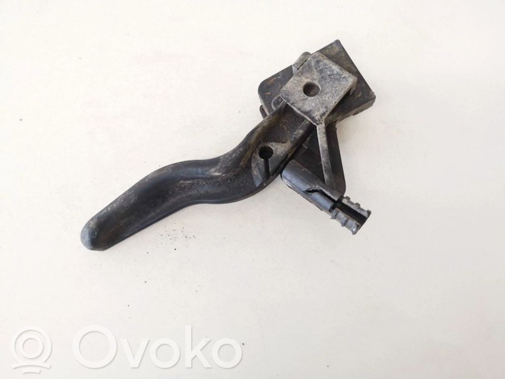 Opel Astra H Manetă capotă 
