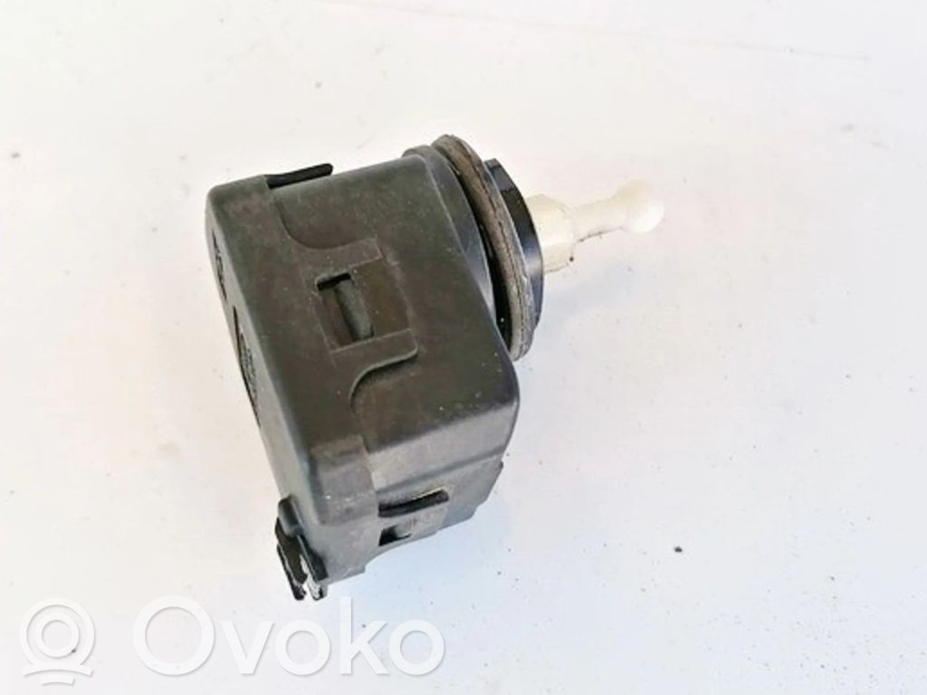 Volkswagen Golf IV Scheinwerferstellmotor 