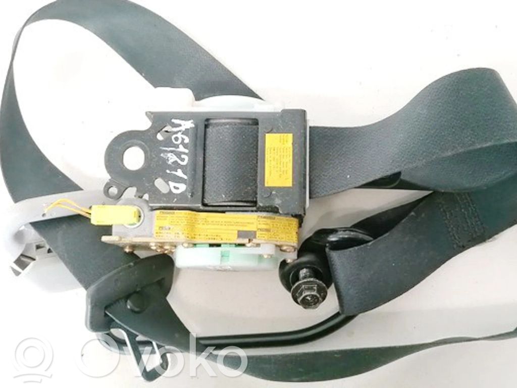 Toyota Yaris Cinturón delantero 