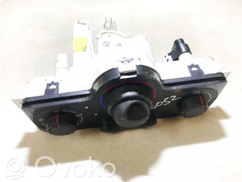 Renault Clio III Panel klimatyzacji 