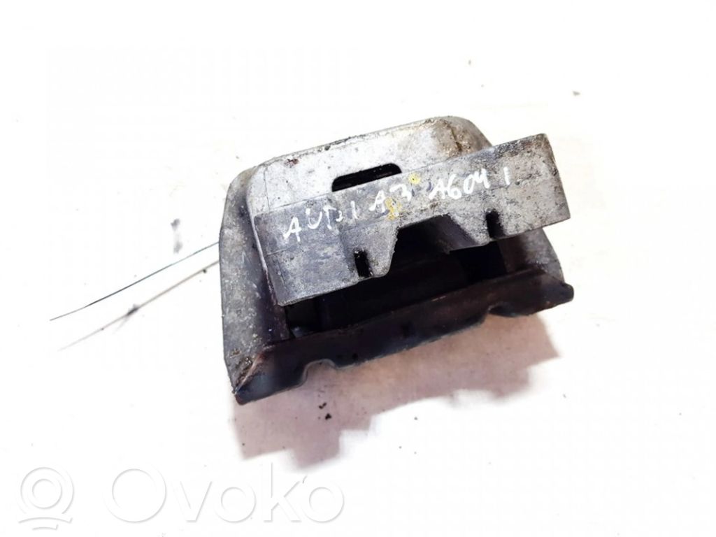 Soporte de montaje del motor   1J0199555,1J0199555