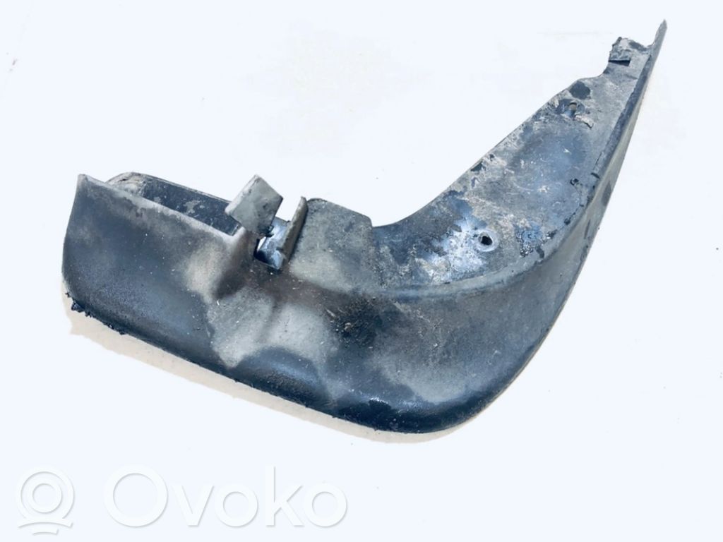 Volkswagen Jetta V Schmutzfänger spritzschutz vorne 