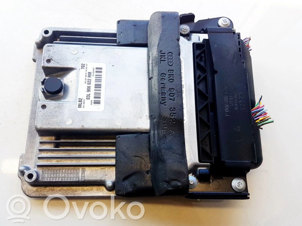 Audi A5 8T 8F Engine control unit/module 
