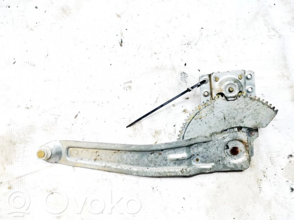 Macara ușă față cu motor