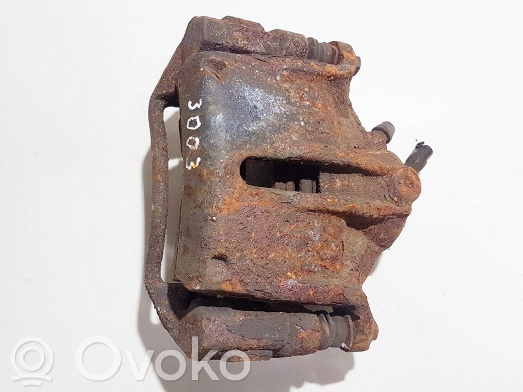 Ford Mondeo Mk III Передний суппорт 