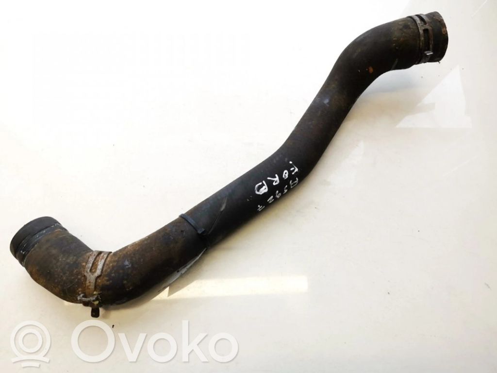 Ford Fiesta Tubo flessibile del liquido di raffreddamento del motore 
