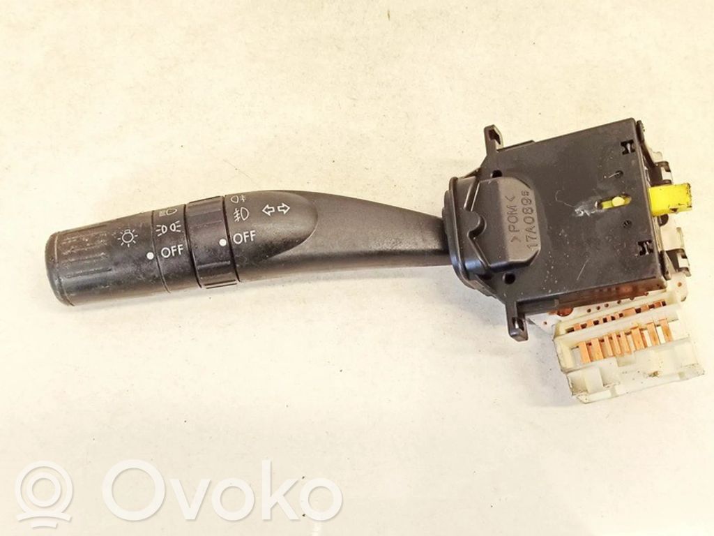 Subaru Outback Manetă semnalizator