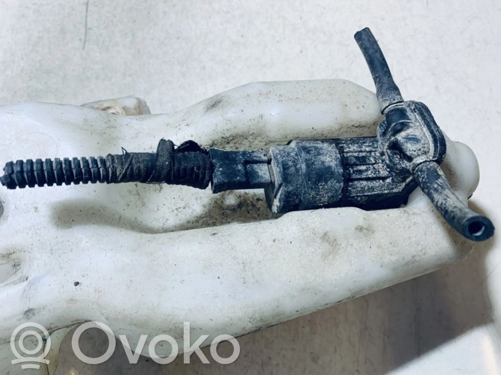 Fiat Panda II Windscreen/windshield washer pump 