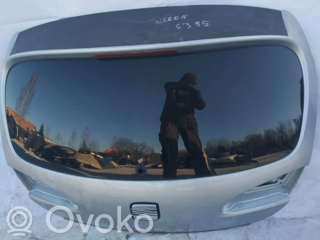 Couvercle de coffre   PILKA,PILKA