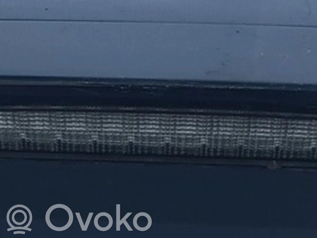 Mitsubishi Outlander Troisième feu stop