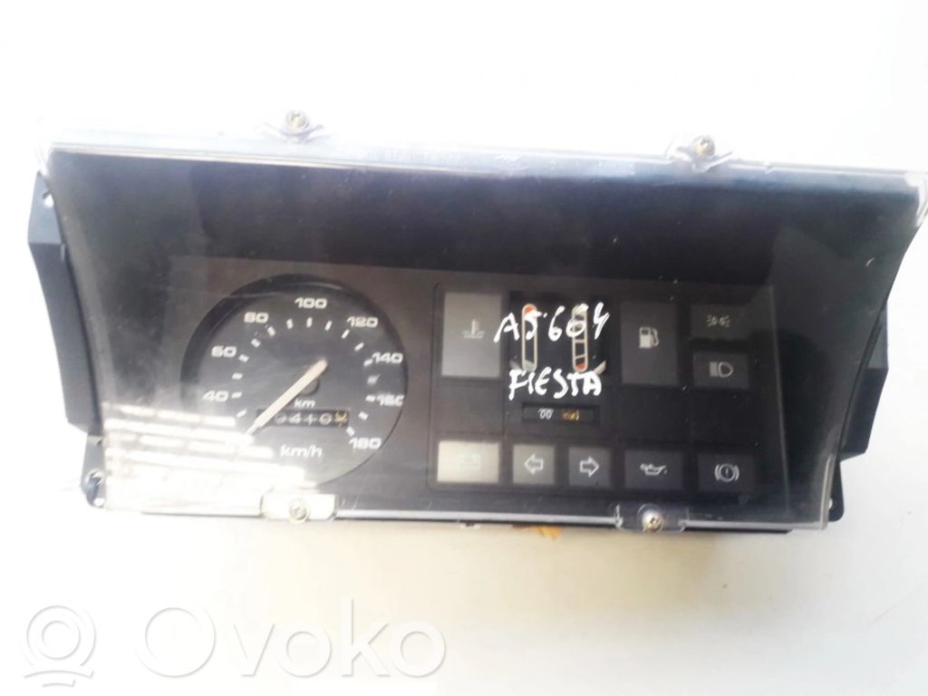 Ford Fiesta Licznik / Prędkościomierz 