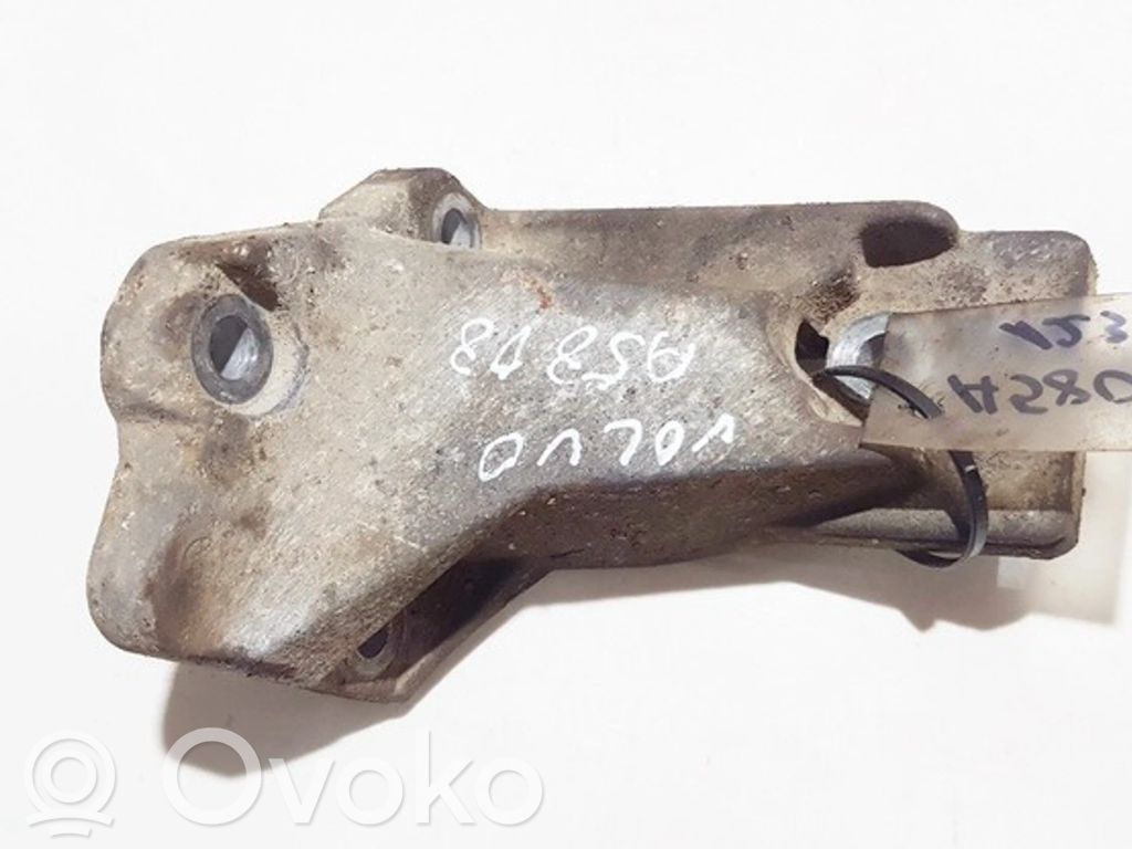 Volvo S80 Engine mounting bracket 