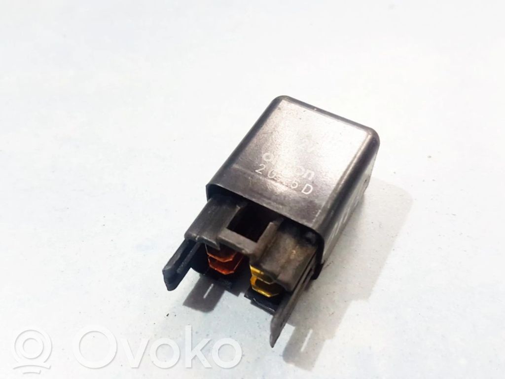 Mitsubishi Space Wagon Muu rele 