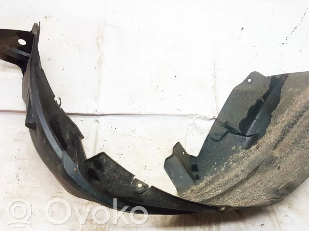 Suzuki SX4 Nadkole przednie 