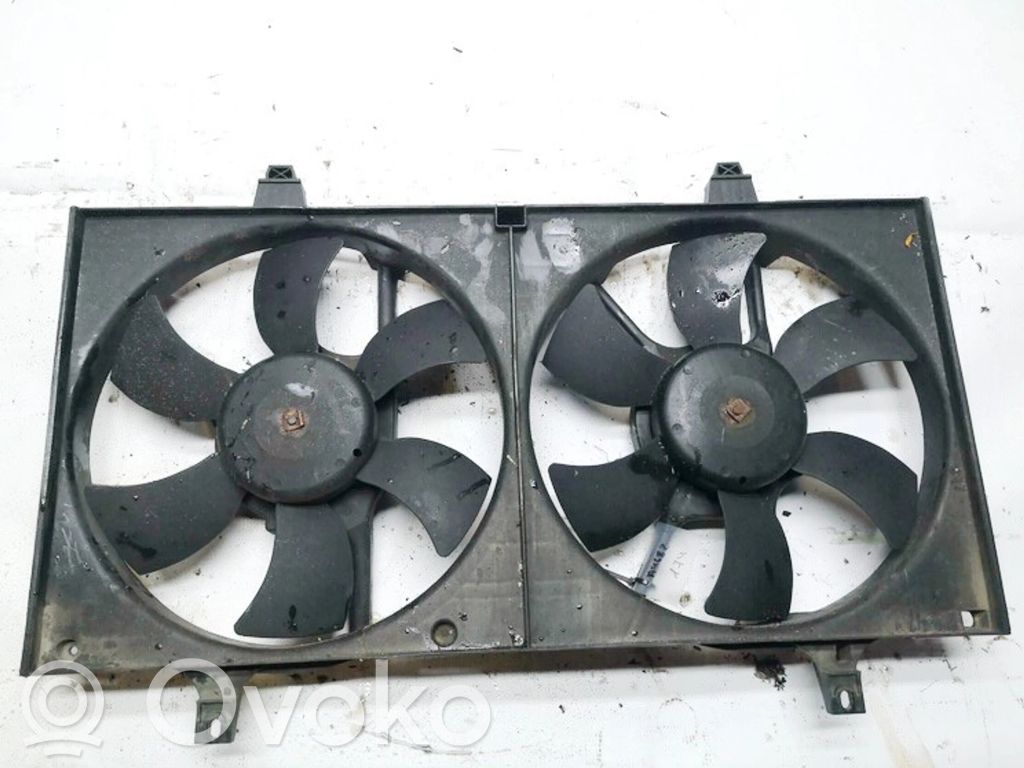 Nissan Almera N16 Suport ventilator radiator 