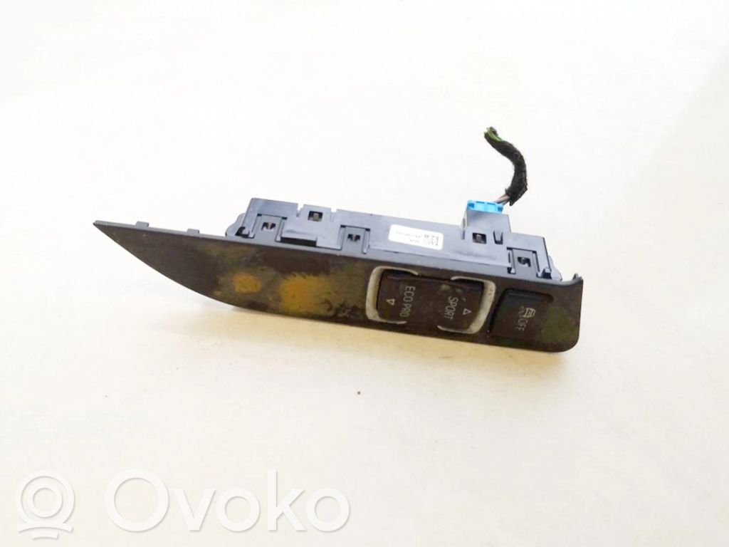 BMW 1 F20 F21 Muut kytkimet/nupit/vaihtimet 