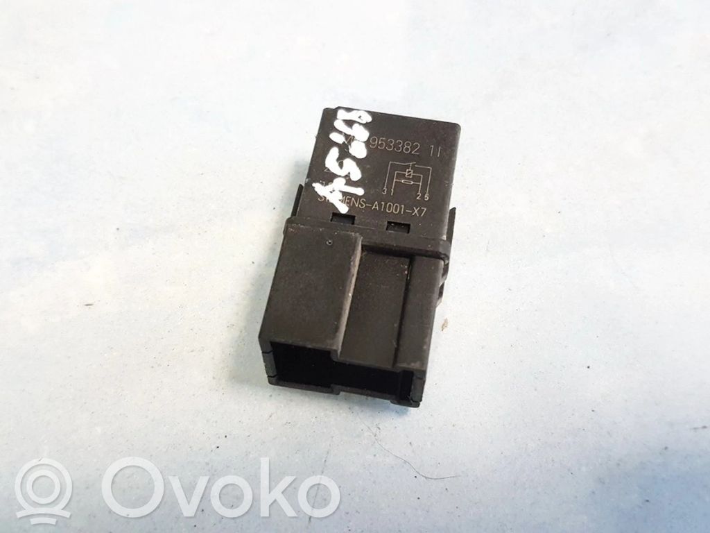 Muu rele   MB953382,A1001X7,A1001X7,MB953382