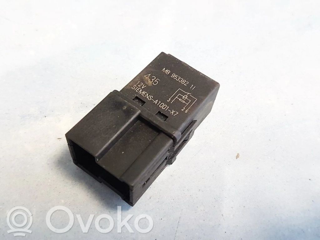 Muu rele   MB953382,A1001X7,A1001X7,MB953382