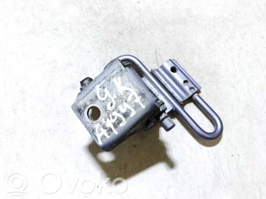 Audi A6 S6 C6 4F Cerniera inferiore della portiera posteriore
