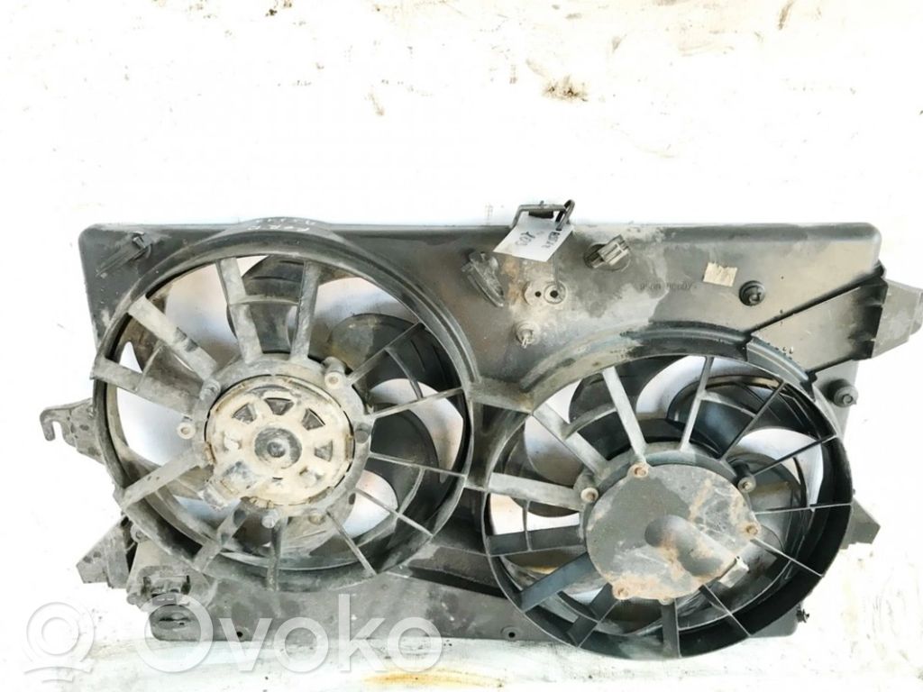 Ford Mondeo MK II Osłona wentylatora chłodnicy 