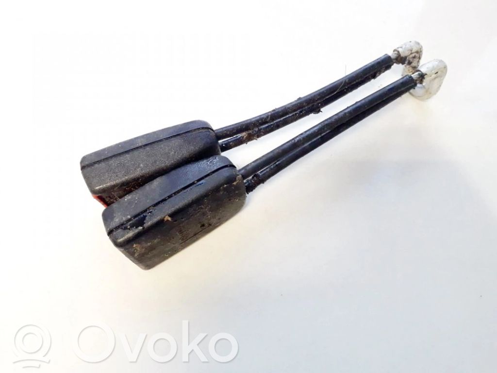 Volkswagen Polo III 6N 6N2 6NF Klamra tylnego pasa bezpieczeństwa 