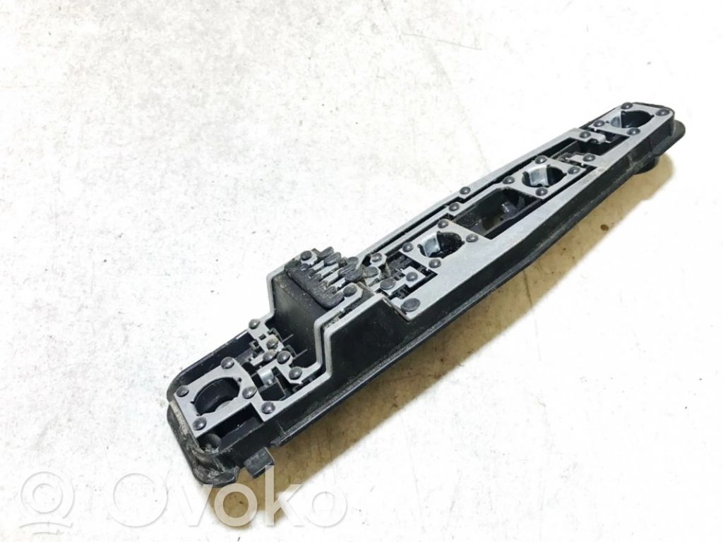 Opel Vectra B Porte ampoule de feu arrière