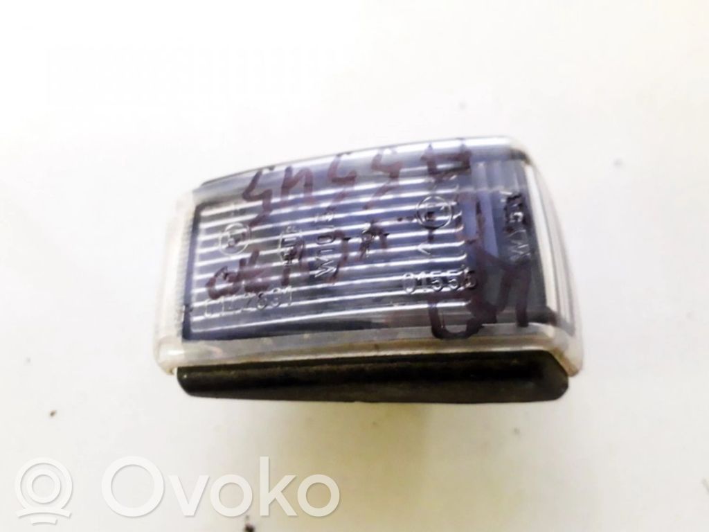 Volvo S70  V70  V70 XC Semnalizator bară față 