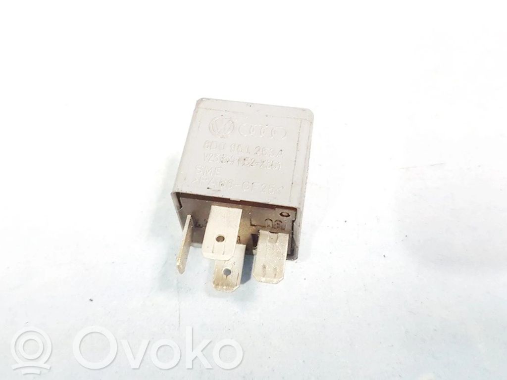 Alte relee   8D0951253A,V23134B52X301,8D0951253A,V23134B52X301