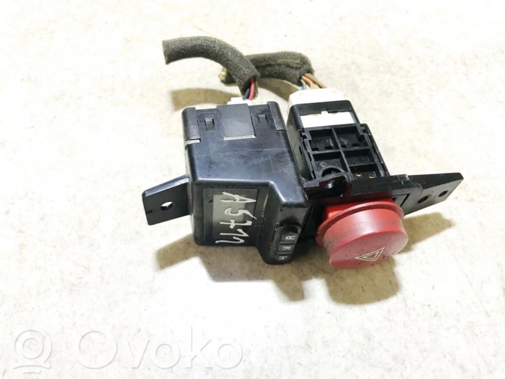 Botón interruptor de luz de peligro   945201C000,945201C000,945201C000,945201C000