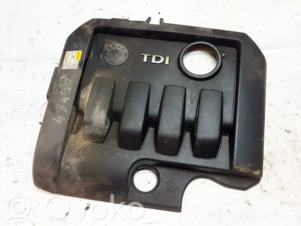 Skoda Octavia Mk2 (1Z) Copri motore (rivestimento)