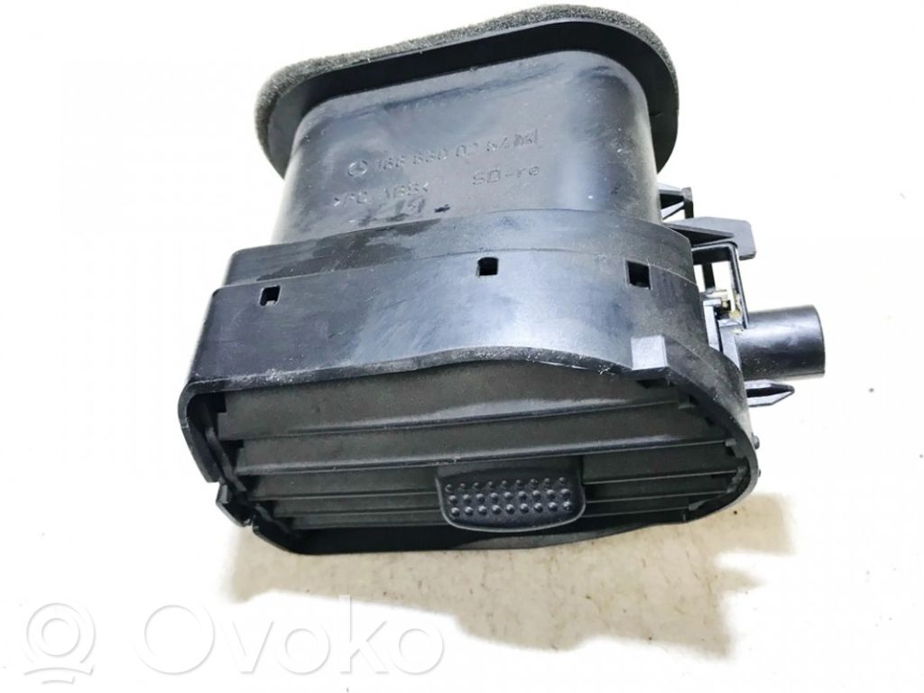 Mercedes-Benz A W168 Rejilla de ventilación central del panel 