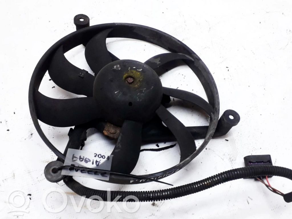 Skoda Fabia Mk1 (6Y) Suport ventilator radiator 