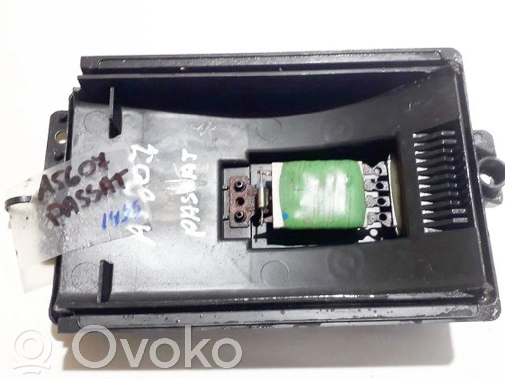 Volkswagen PASSAT B5 Motor aerotermă/rezistor ventilator 