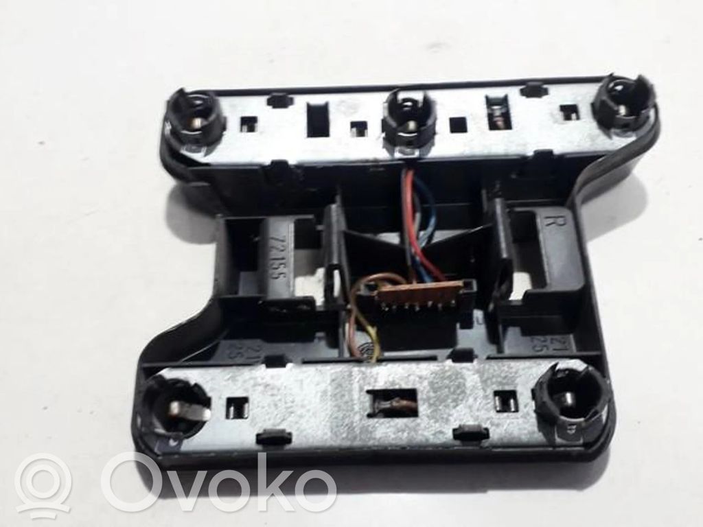 Ford Scorpio Takavalon polttimon suojan pidike