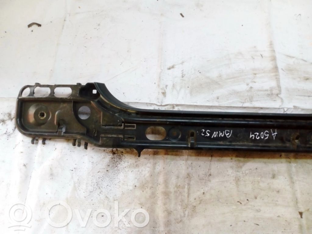 BMW 5 E60 E61 Staffa di rinforzo montaggio del paraurti posteriore