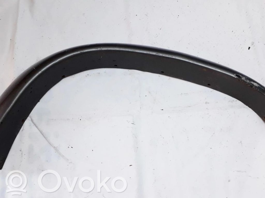 Ford Explorer Rivestimento passaruota anteriore 