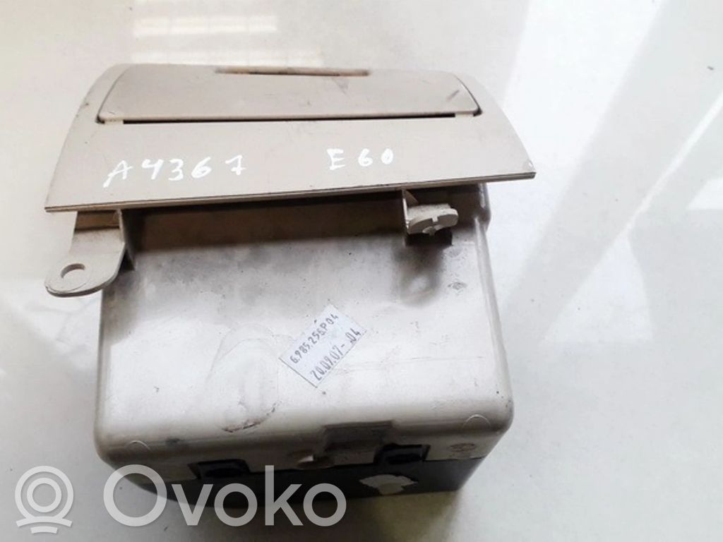 Hansikaslokero   585300105,585300105,51457156963,585300105,585300105