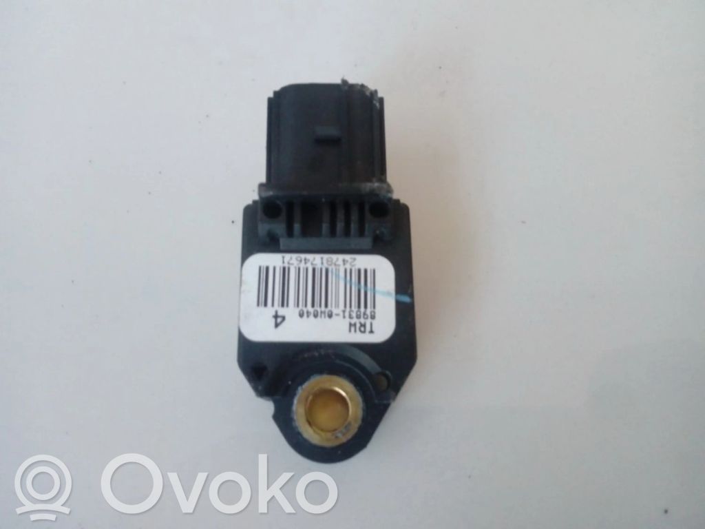 Toyota Corolla Verso AR10 Senzor impact/declanșare airbag 