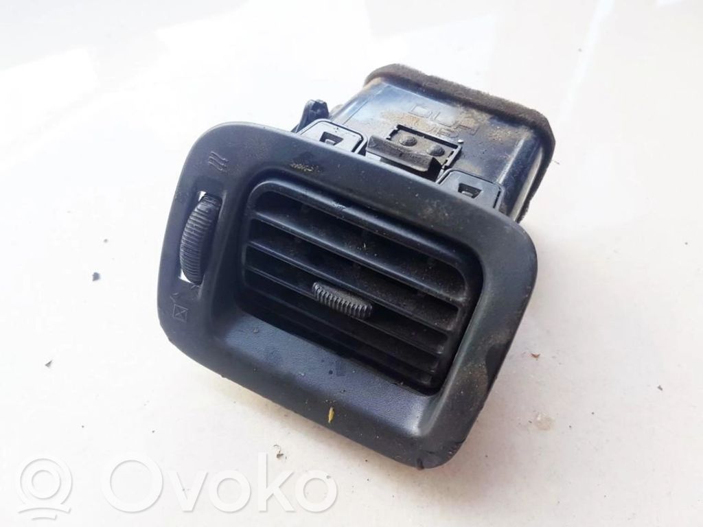 Subaru Forester SF Rejilla de ventilación central del panel 