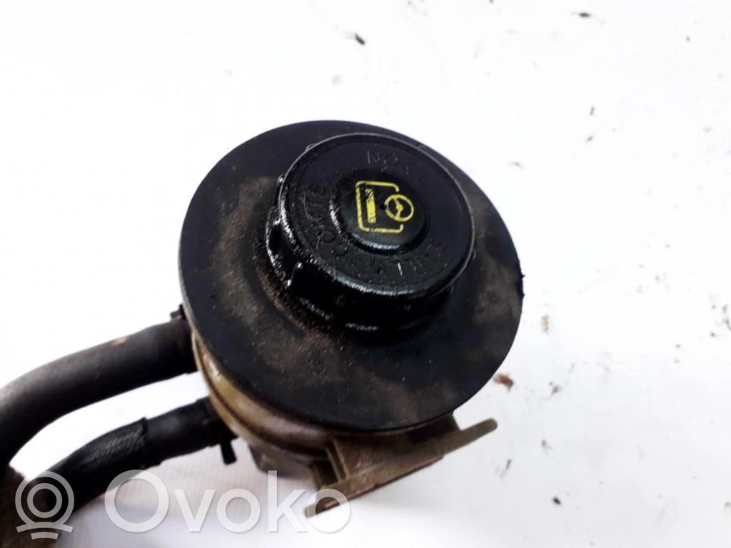 Rezervor lichid servodirecție   8200005185,8200005185