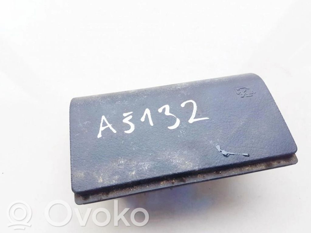 Audi A4 S4 B5 8D Cendrier 
