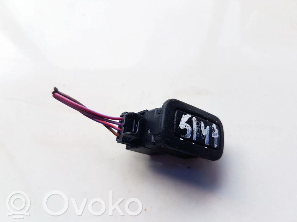 Volkswagen Golf VII Interruptor de la alarma 